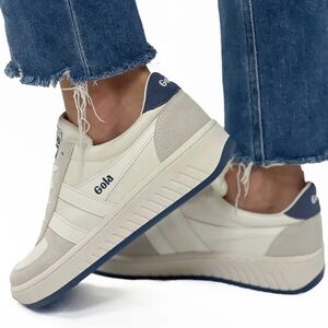 Gola Grandslam 88 women’s size 8 in white and moonlight